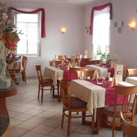 Komforthotel-Restaurant Wuerttemberger Hof Bad Saulgau Exteriör bild