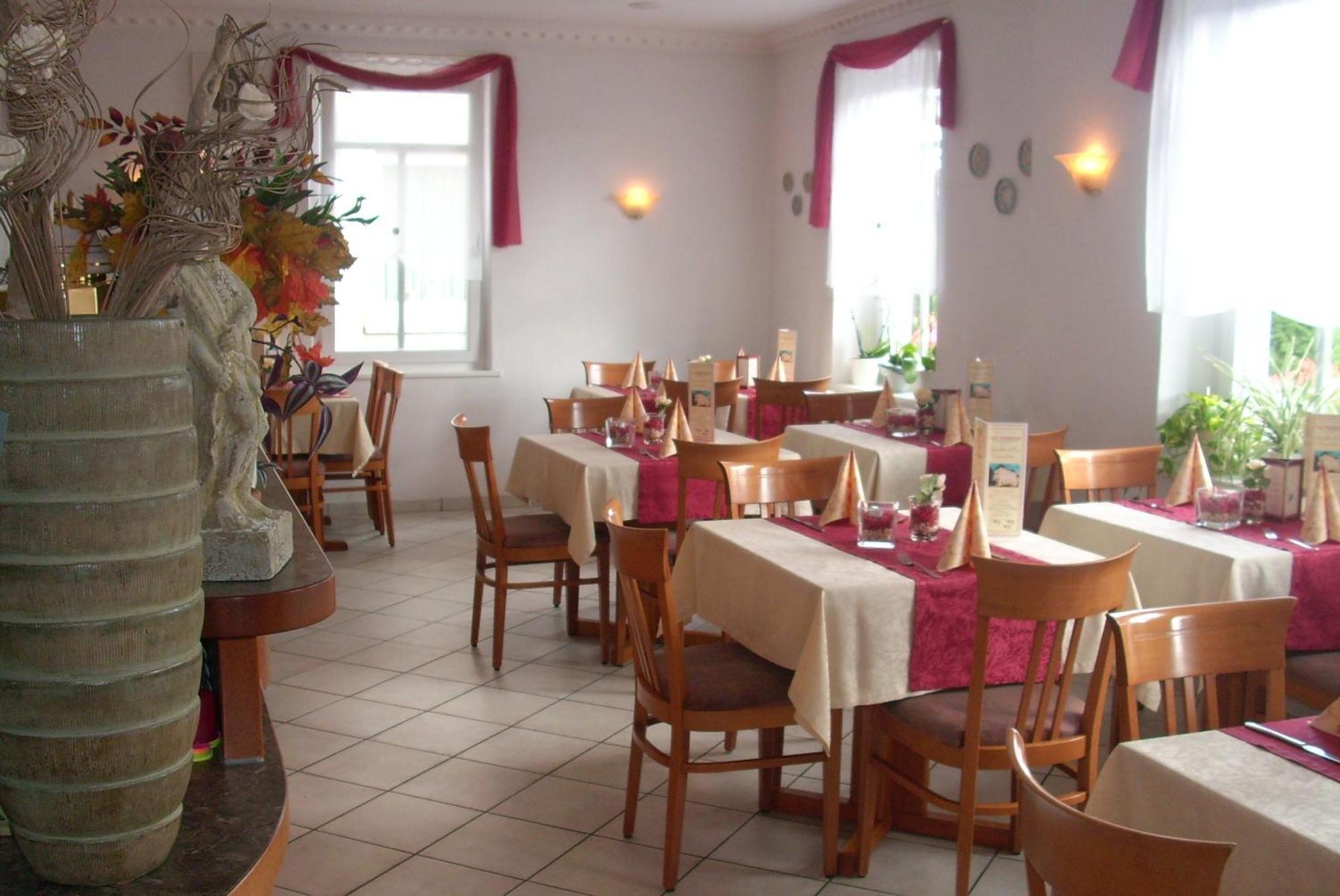 Komforthotel-Restaurant Wuerttemberger Hof Bad Saulgau Exteriör bild
