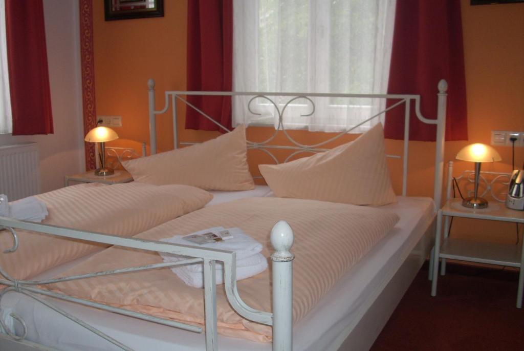 Komforthotel-Restaurant Wuerttemberger Hof Bad Saulgau Rum bild